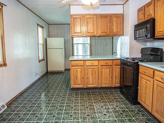 5th image of 131 Hansen Dr