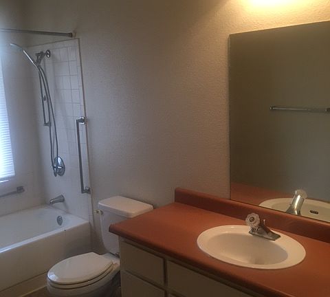 4th image of 135 E Magnolia St #22