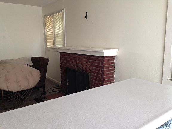 5th image of 805 S 5th St #A