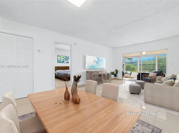 2951 NW 46th Ave APT 306, Lauderdale Lakes, FL 33313