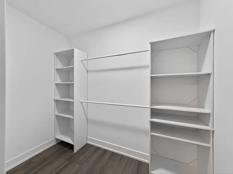 328 N Lockwood Ave #1 — Photo 6