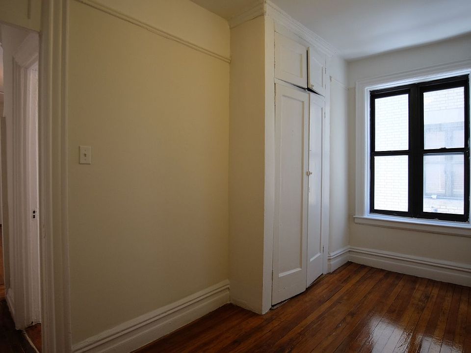1st image of 51 Tiemann Pl #43