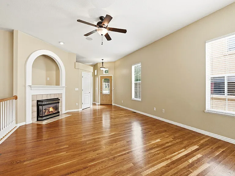 608 Crosswind Point — Photo 5