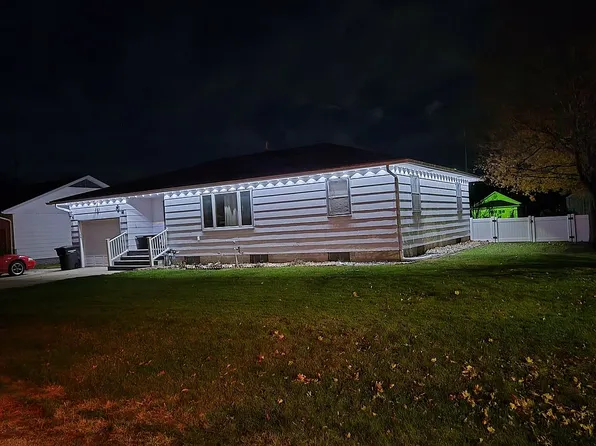 241 E 1st St, Lawrence, NE 68957