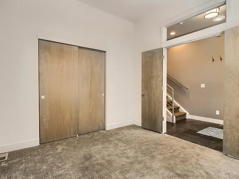 2103 W 32nd Ave #9 — Photo 33