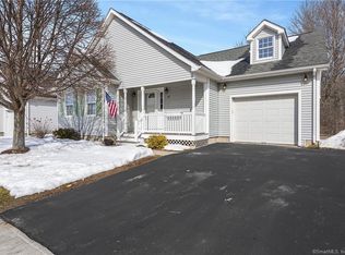 29 Dacosta Dr UNIT 29, Newington, CT 06111
