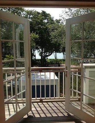 2nd image of 1217 Sunset Dr