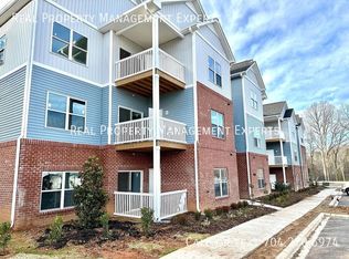 7023 Star Oaks Ln Unit 305, Charlotte, NC 28262