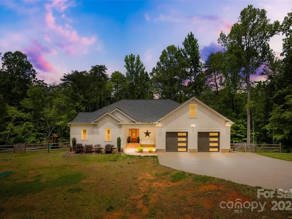 5615 American Way, Denver, NC 28037