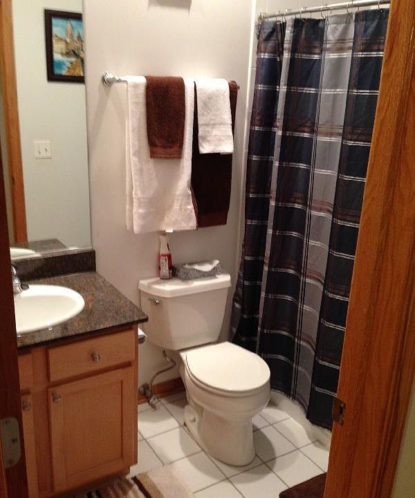 1st image of 1103 W Cornelia Ave #2W