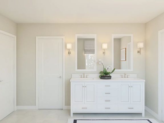 Primary bath with freestanding vanity