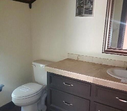 2nd image of 571 Northwood Dr