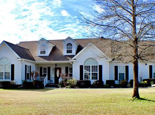 4017 Grey Oak Dr, Valdosta, GA 31605