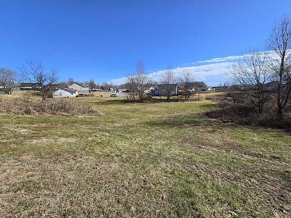 5th image of 66 Deertrail Subdivision Flt