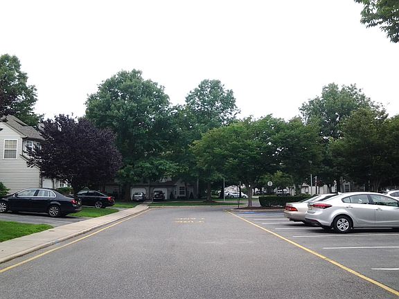 5th image of 4405 Norma Pl