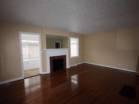 3rd image of 1607 Joseph Ct