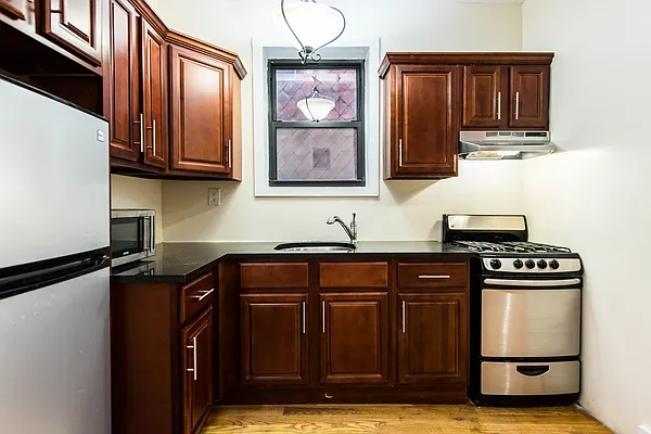 Rented by Nooklyn NYC LLC | media 57