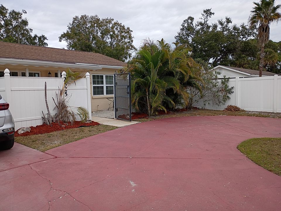 1st image of 2525 Bahia Vista St