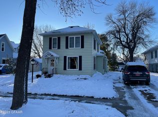 609 Code Ave S, Park River, ND 58270