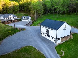 2457 Rochester Rd, Sewickley, PA 15143