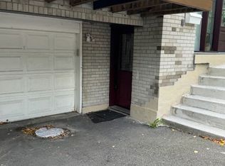 20 Castlebury Cres N #BASEMENT, Toronto, ON M2H1W6