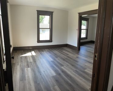 229 McHenry Ave, Woodstock, IL, 60098