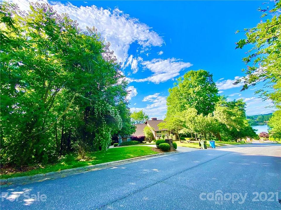 1st image of 410 44th Avenue Dr NW