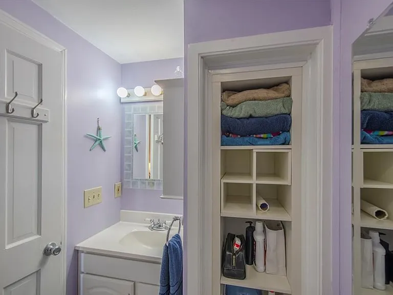 35 Pelham St #D1 — Photo 10