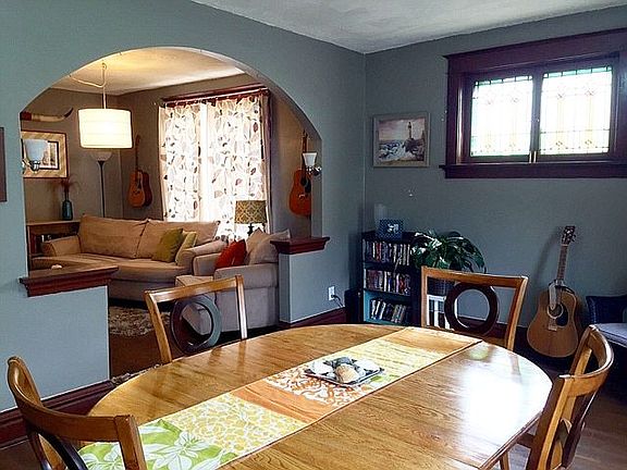 3rd image of 4349 Swan Ave