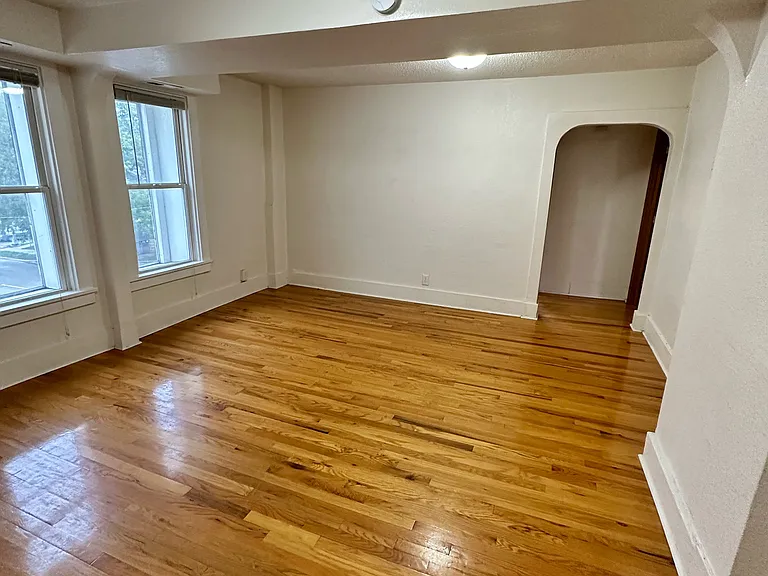 1635 White St #3 — Photo 1