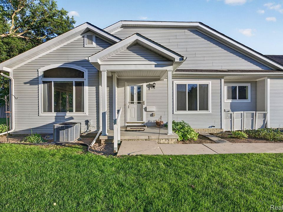 1st image of 100 Aberdeen Dr #36