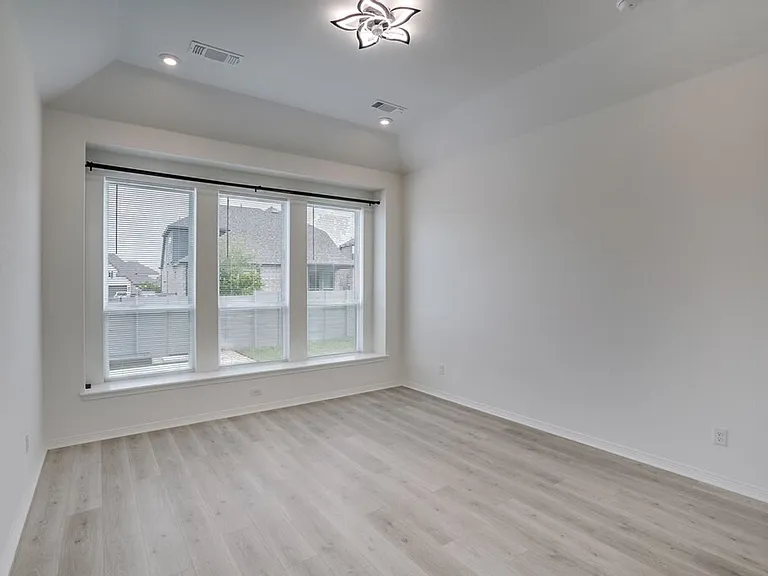 1132 Spring Gulch Ln — Photo 13