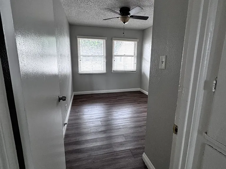 3961 Brockton Ave #4 — Photo 16