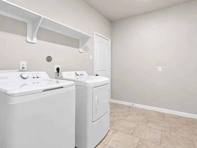 22943 Banff Brook Way — Photo 30