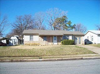 5th image of 1013 Aransas Dr