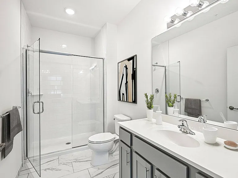 Laurel Green Apartments — Photo 7