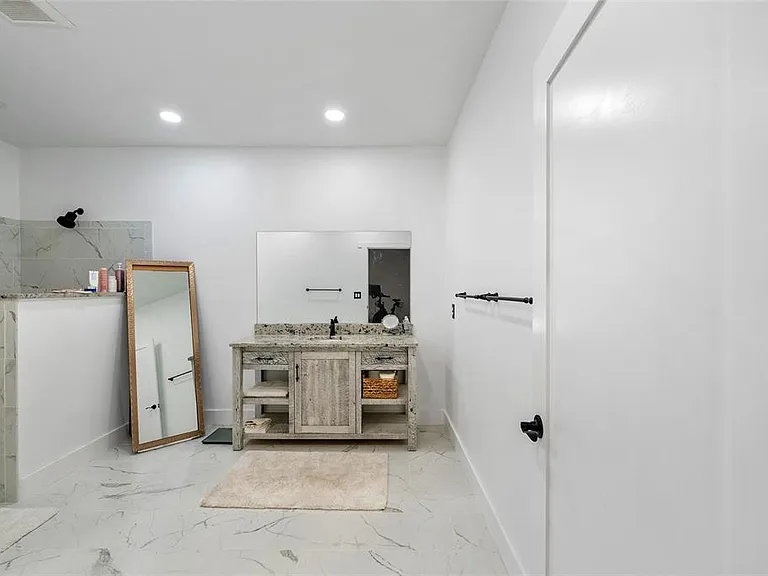 13869 S Highway 475 — Photo 40