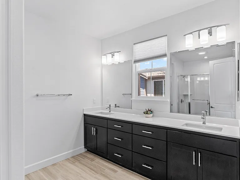 1744 Pedrozzi Cmn — Photo 21