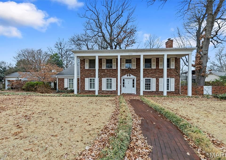 1st image of 1111 White Oak Pl