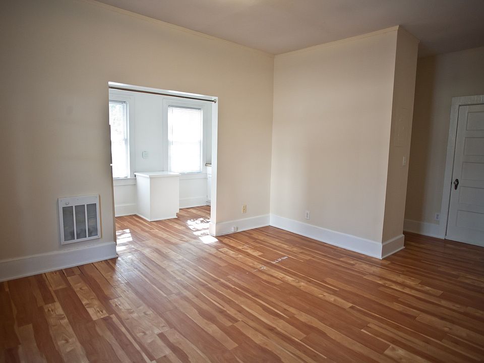 1st image of 639D N Columbia St APT D