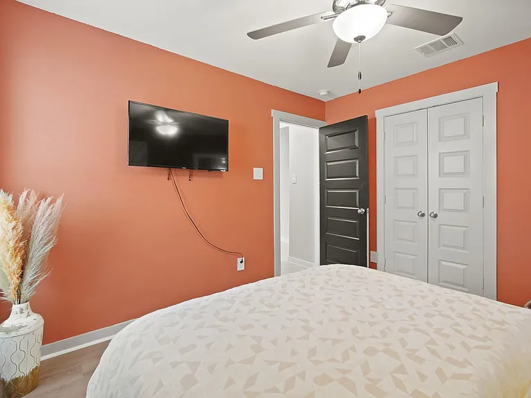 1511 Maple Ridge Dr — Photo 32