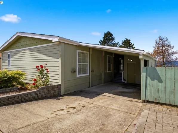 851 SW Sunset Way #28, Troutdale, OR 97060