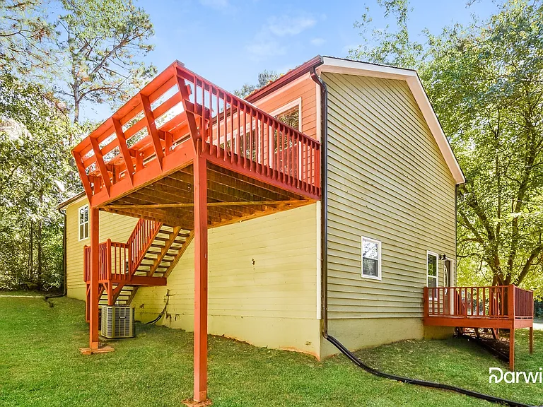 517 Hollow Ct — Photo 14