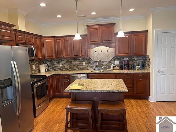 4th image of 417 Villa Ridge Dr