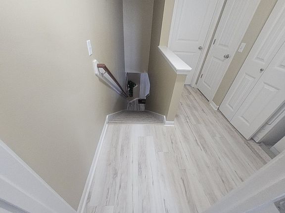 5th image of 572 Bradburn Village Cir