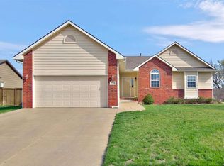 5706 E 49th St N, Wichita, KS 67220