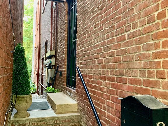 5th image of 1335 S 1st St APT 2