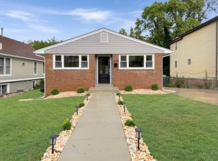 1545 11th St S, Arlington, VA 22204