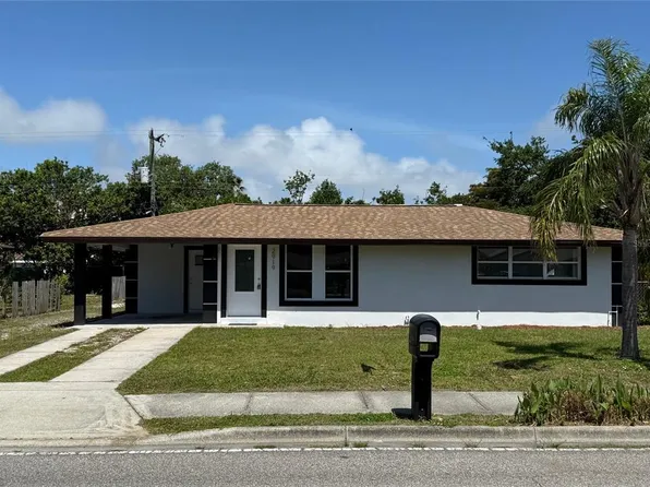 2919 Bayshore Gardens Pkwy, Bradenton, FL 34207