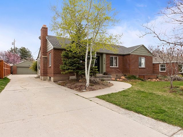 1st image of 2078 E Keller Ln